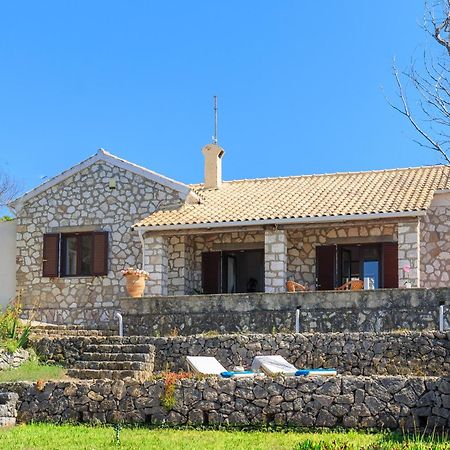 Villa Quietude Agios Stefanos Avliotes  Exteriör bild