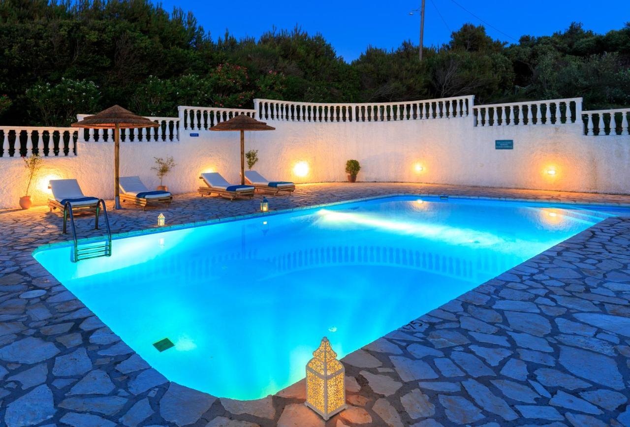 Villa Quietude Agios Stefanos Avliotes  Exteriör bild