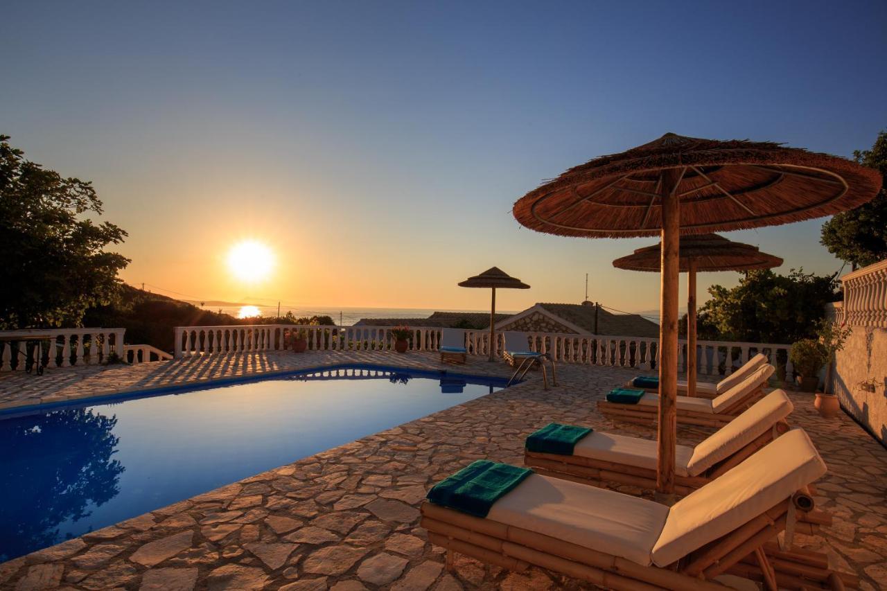 Villa Quietude Agios Stefanos Avliotes  Exteriör bild