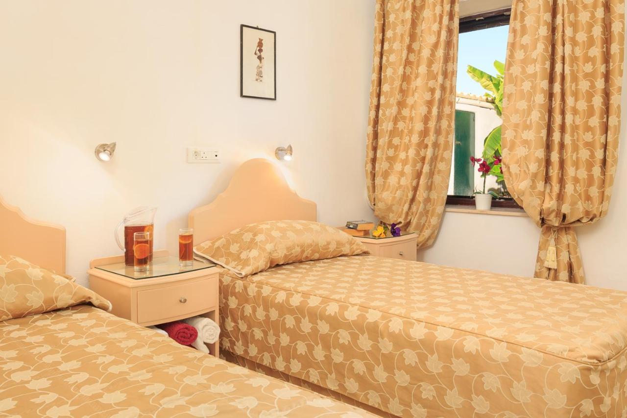 Villa Quietude Agios Stefanos Avliotes  Exteriör bild