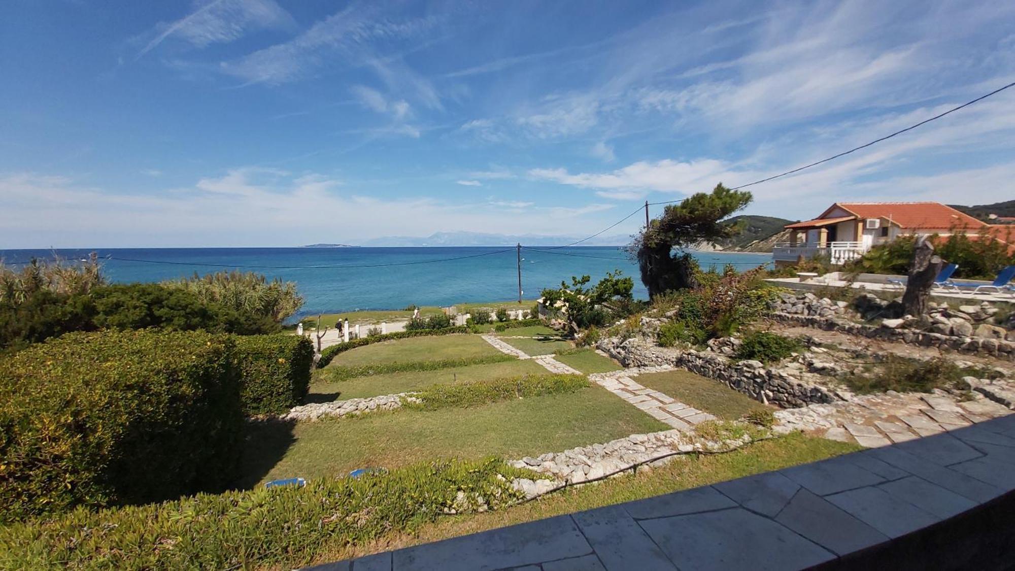 Villa Quietude Agios Stefanos Avliotes  Exteriör bild